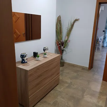 Harbour House And View Catania