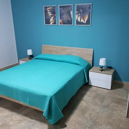 Harbour House And View