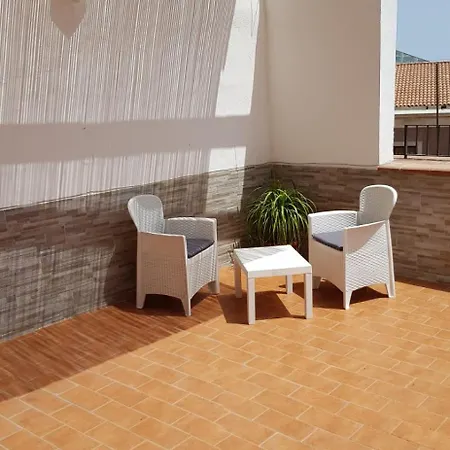 Harbour House And View Catania