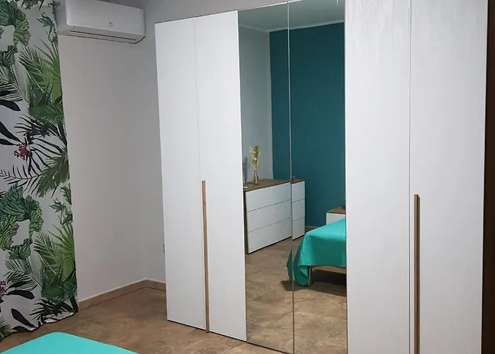 Harbour House And View * Katanya