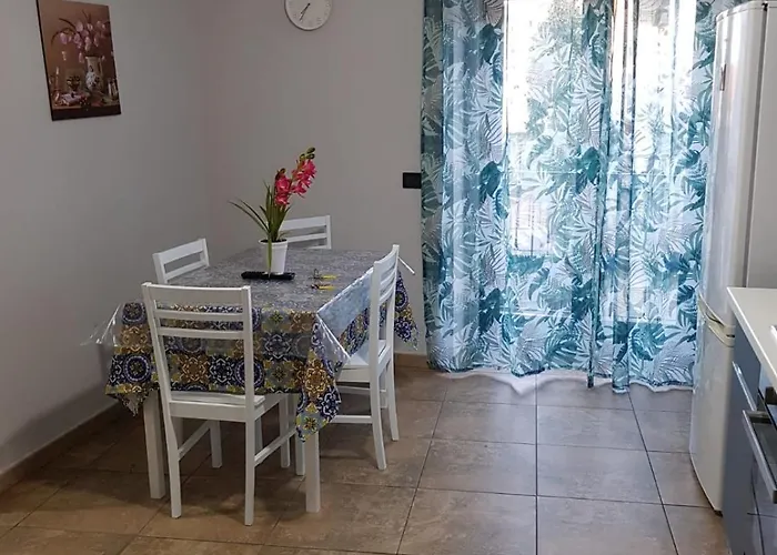 Daire Harbour House And View Katanya