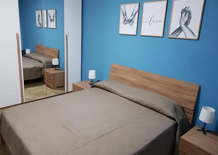 Harbour House And View