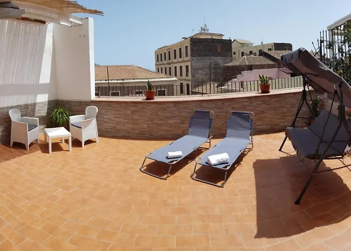 Harbour House And View